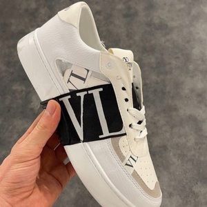 Louis Vuitton sneaker unisex